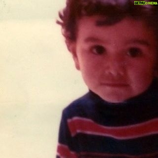 Habib Rezaei - 16.2K Likes - دوازدهم بهمن ۱۴۰۰…
شد ۵۲ سال…شُکر
تا همین جا هم از سرمون زیاد بوده
لطف آسمان…
باقیش هم به امید خدا،
نه به امید خلق روزگار…
بسمهالله.
برای هم دعا کنیم.
ویدئو: @alirezaajafarzadeh ✅
#حبیب_رضایی