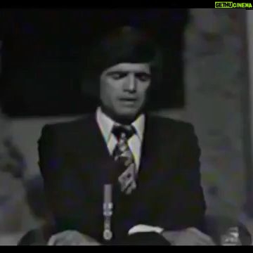 Habib Rezaei - 8.2K Likes - زادروز اصالت است و قدر و وقار ایرانی…
اولین پاییز،بیحضور سایه پراعتبار صدای فرهنگ این سرزمین
آیینی است اول مهر،تا ابد،
که خاموشی نمی یابد….
جایتان خالی میماند تا همیشه…
#شجریان
#اول_مهر_زادروز_خسرو_آواز_ایران
#محمدرضاشجریان
#خسرو_آواز_ایران
ویدئو: @hatami_mmd
#حبیب_رضایی