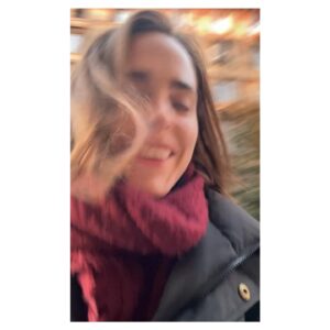 Hadas Yaron Instagram - hi to all the beautiful Italian people out here!🥰

ciao ciao belli italiani ! ♥️

oggi il film “i nostri fantasmi”, di @capitani_alessandro, che abbiamo girato poco tempo fa- esce in sala!🍿

non so perché, ma ogni volta che torno in italia, il mio cuore apre di più, e mi trovo molto molto bene…in un modo che non riesco a spiegare :)

con questo film è la stessa cosa. non posso trovare le parole (e sicuramente non in italiano, eh…) ma mi sono trovata molto. molto. bene.
è stato veramente bellissimo, sono felice, e spero che andiate a vederlo a che vi divertiate😊

♥️♥️♥️

e per favore perdonate il mio italiano, grazie😁

♥️♥️♥️