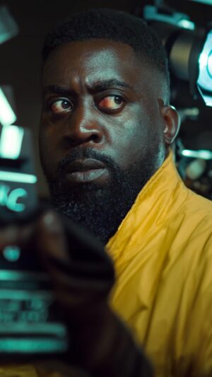 Hadj Ali Menad Instagram - Bonjour à tous, c’est avec fierté que je partage avec vous une séquence que j’ai réalisée pour le comédien @bayousarr  N’hésitez pas à me dire dans les commentaires ce que vous en pensez, car votre avis compte beaucoup pour moi. @code_acting_studio #acting #acteur #actinglife #actor #cinema