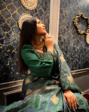 Haelyn Shastri Instagram - 💚

.
.
.
#haelynshastri  #doree  #komalthakurain