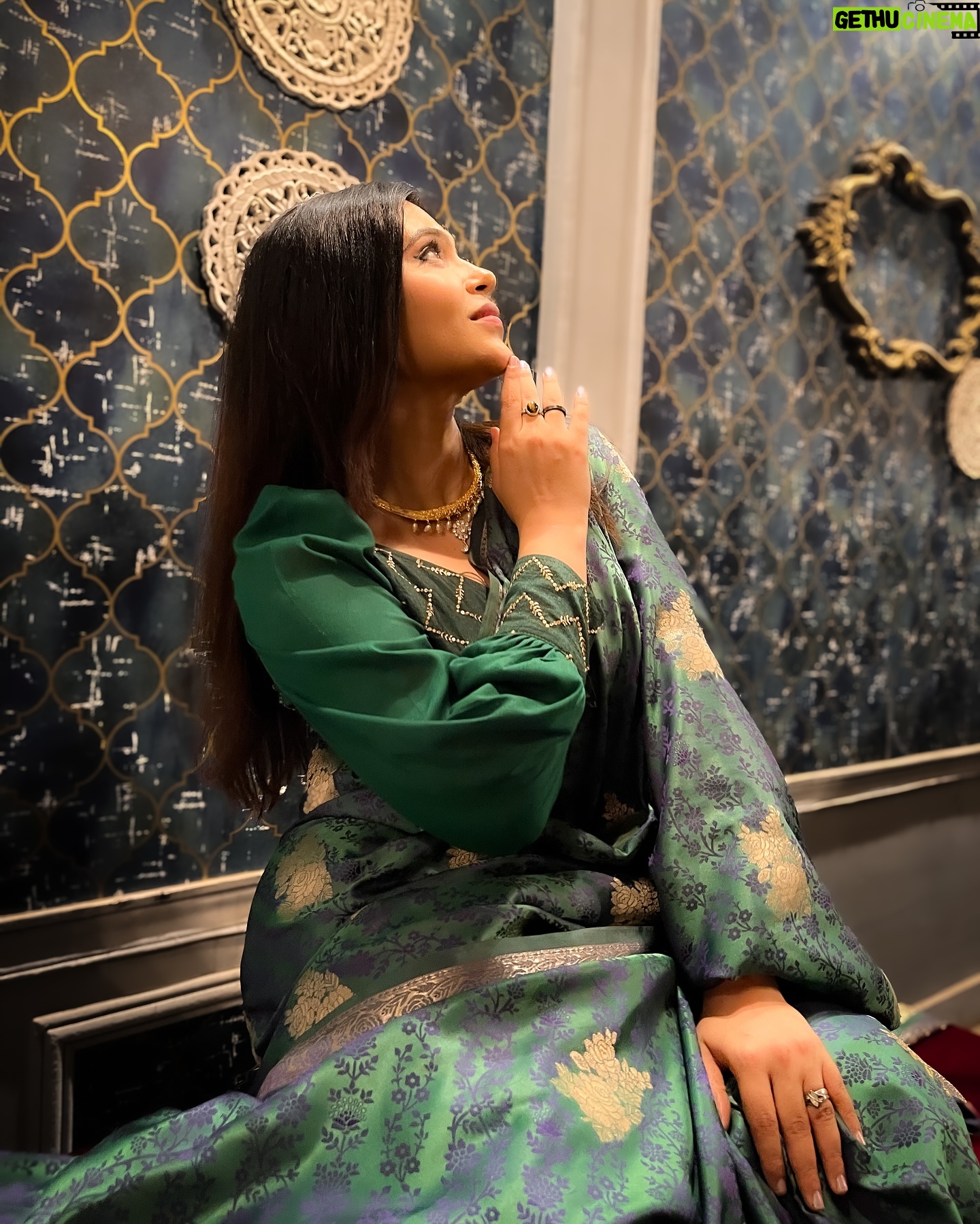 Haelyn Shastri - 3 Likes - 💚
.
.
.
#haelynshastri #doree #komalthakurain