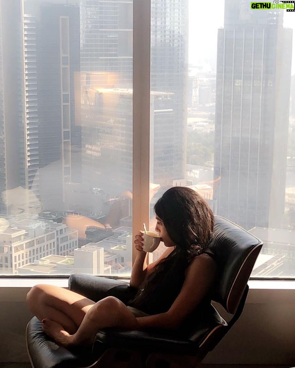 Hafsia Herzi - 1.2K Likes - Bonjour #dubai #holidays 🌞🎬