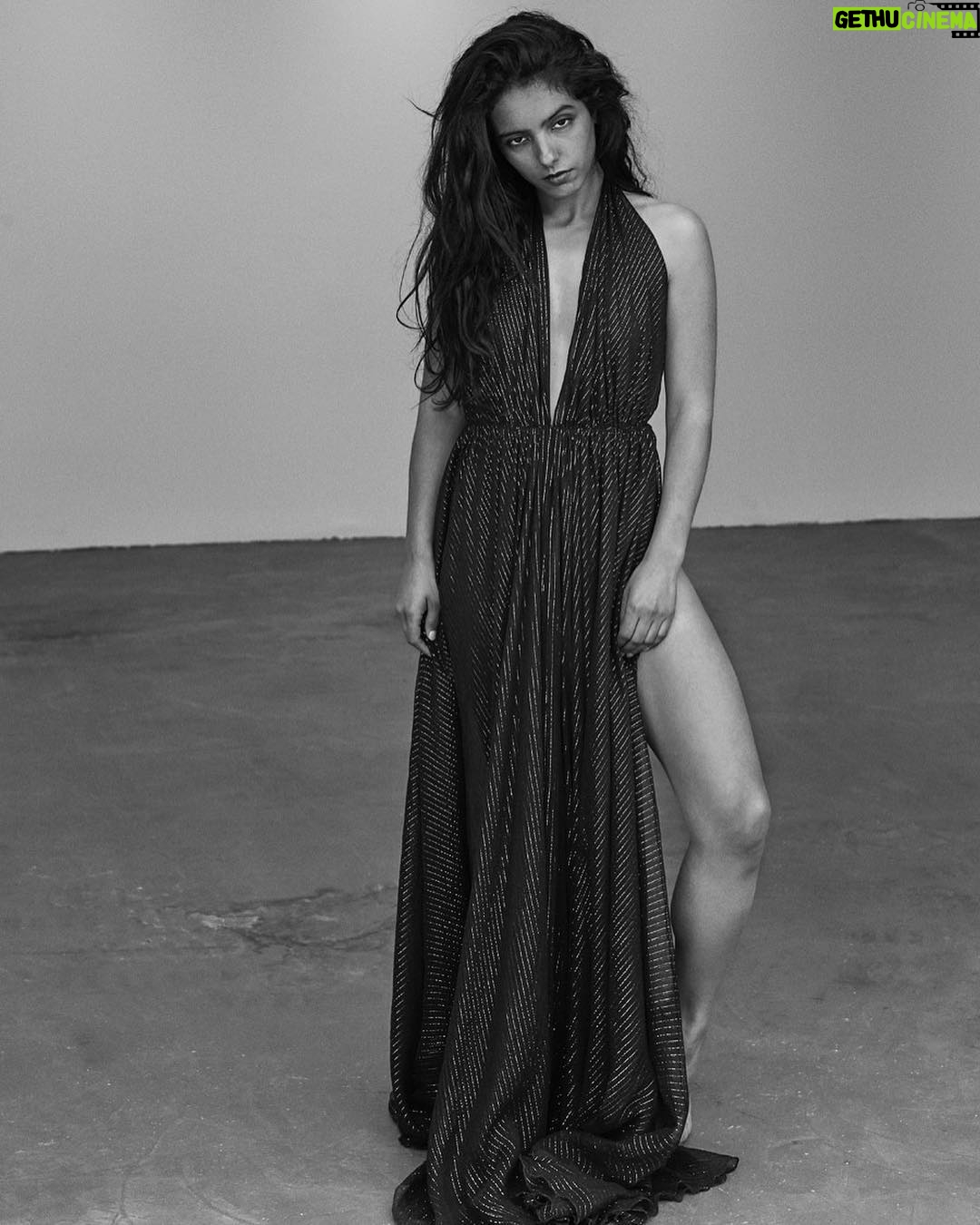 Hafsia Herzi - 1.5K Likes - #photo @sylviecastioni @genesetalents #robe @guylarocheparis 🌷#stylism @fanelie_patras