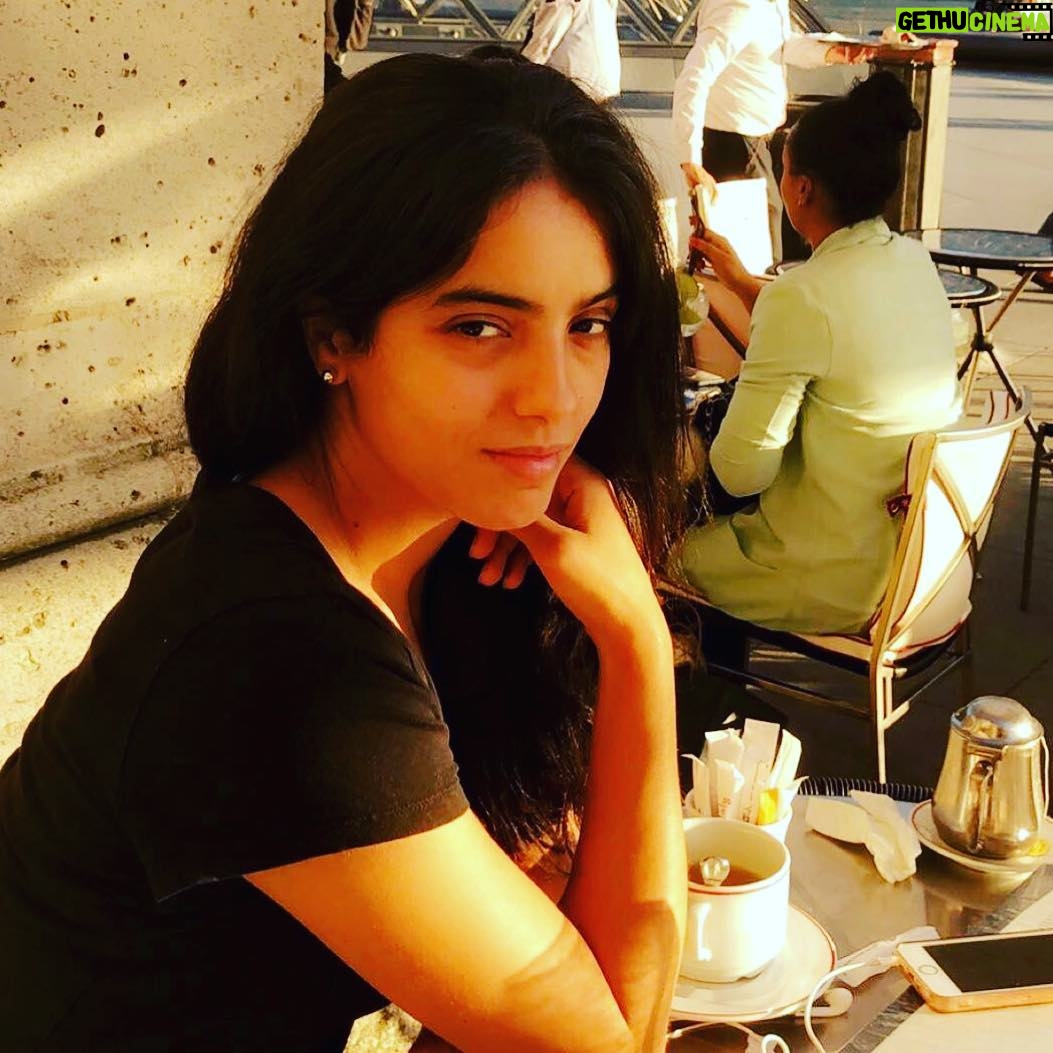 Hafsia Herzi - 1.2K Likes - #paris #louvre 🌞