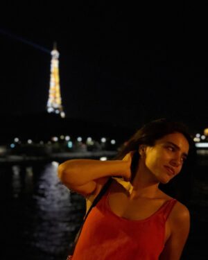 Hafsia Herzi Instagram - #lastnight #paris #eiffeltower 🍀