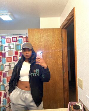 Hailey Kilgore Instagram - I’m just here so I don’t get fined