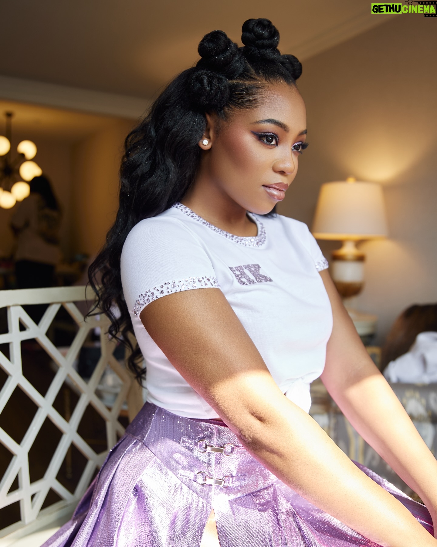 Hailey Kilgore - 3 Likes - F O C U S