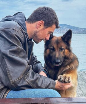 Hakan Dinçkol Instagram - Carlos 🤎