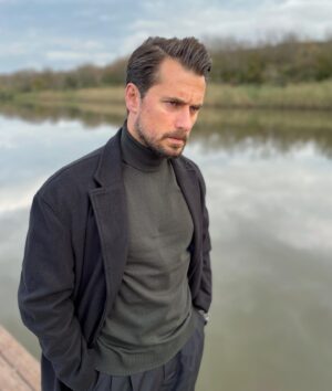 Hakan Dinçkol Instagram - Riva’da gecenin sabahı..