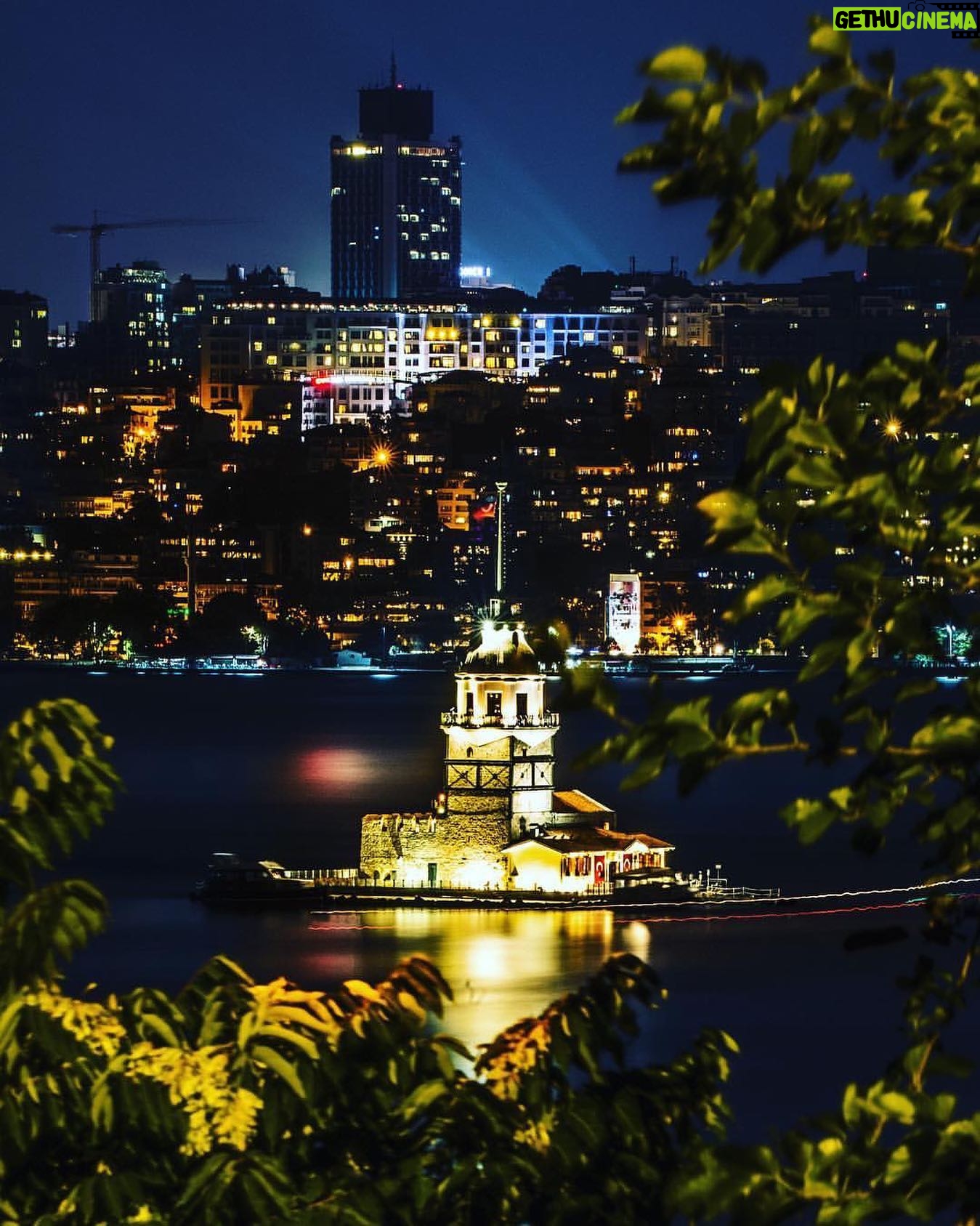 Hakan Ka - 2.4K Likes - İyi geceler, pazartesiye hazır mıyız? 😊✌🏻 Sizi pazartesi ne bekliyor?