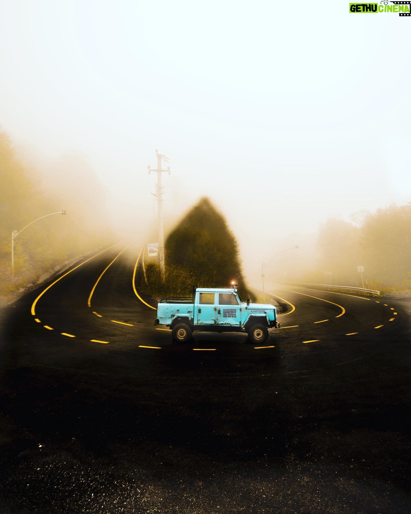 Hakan Ka - 2.4K Likes - Bazen çoook Mutlu olduğun anlar, birlikte olduğun insanlarla anılara dönüşür. Herkes öyle kala, her anı güzel hatırlana...
#photography #photo #photooftheday #fog #sis #sonya7r4 #hakanka #autumn #autumnvibes🍁 #happysunday