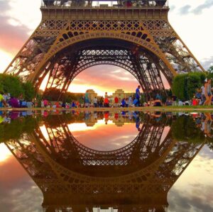Hakan Ka Instagram - Paris’te bir akşam üstü yansıması 2016