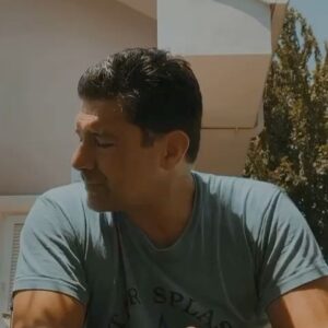 Hakan Ural Instagram - Zaman Akıp Geçer Durulmadan .....