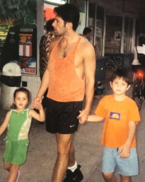 Hakan Ural Instagram - İyiki doğdun canım oğlum @engincanural  seni çok seviyorum  birlikte büyüdük ....Allah herkesin evladını bağışlasın korusun şansını bahtını açık etsin 🙏❤️