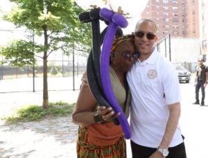 Hakeem Jeffries Instagram - Happy Juneteenth 🙌🏾✊🏾🙌🏾 ✊🏾

We celebrate freedom today and tomorrow we continue our march toward a more perfect union 🇺🇸🇺🇸🇺🇸