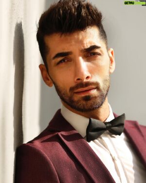 Halil İbrahim Demirkıran Instagram - Class.. #actor #model #halildemirkıran #istanbul #turkey #tümayözokur