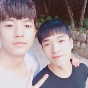 Ham Seong-min Instagram - #드라마 #복수노트 #촬영 하면서 찍은 사진이에요ㅎㅎ
(약속 지켰어요!!ㅎㅎㅎ헤) 셀카도 있지만 컨셉샷이에요!.... #ㅠㅠ
#로몬이 #강민 #함성민 #셀카 #셀스타그램 #헤헤 #selfie