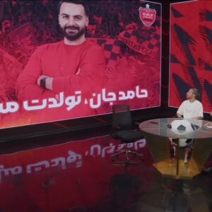 Hamed Tehrani Instagram - تشکر میکنم از همه عزیزانی که تولدمو تو این دو روز از طریق استوری زنگ و… تبریک گفتن ایشالله جبران کنم 

تشکر ویژه از بچه های تلویزیون پرسپولیس بخاطر غافلگیری من توی برنامه و تشکر ویژه از بچه های تیم بخاطر برد شیرینی که بدست آوردن🥰😘🫶

#تولد #حامدتهرانی #پرسپولیس #۱۰مهر