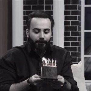 Hamed Tehrani Instagram - ممنونم از همه دوستانی که تولدمو تبریک گفتن ولی😓 کام مردمم وقتی تلخ باشه با هیچ چیز حال ما خوب نمیشه  با همه وجودم آرزو میکنم روزهای خوب برای مردم ایران مخصوصا برای بانوان مظلوم کشورم_ 🖤
