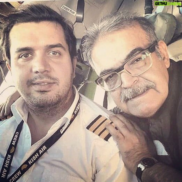 Hamid Lolaei - 24.3K Likes - خاطره ها در یک قاب ثبت میشود