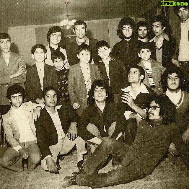 Hamid Lolaei - 23.8K Likes - دیروز
عکس با بچههای مدرسه گروه تاتر