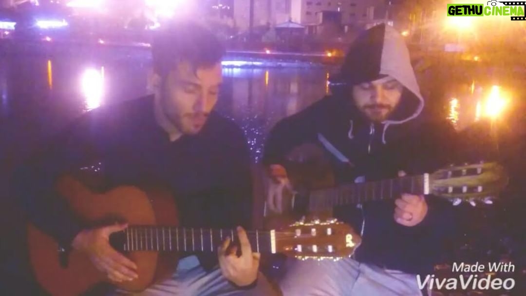 Hamidreza karimi - 7.4K Likes - سلام به همه دوستای گلم
اینم آهنگ: #دلو_ایمنمو_برده
ادیت :حمیدرضا کریمی
اینم عیدی ما به شما💞🌹💕
دوستاتونو تگ کنید ممنون 🙏
#hamidreza_karimimusic
#حمیدرضا_کریمی