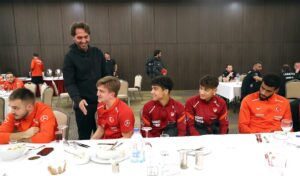 Hamit Altıntop Instagram - A Milli Takım 🤝 U15 Milli Takım
#BizimÇocuklar 🇹🇷