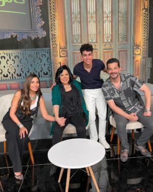 Hamza Diab Instagram - استنونا تاني و تالت أيام العيد في برنامج #صاحبة_السعادة🥳❤️ 
مع @essyounis ❤️
الساعة ١٠ مساءً على @dmctv.eg❤️

Special thanks to @khaled_halfawy @ranarish @yosrtaher @wesam_seif and all kamel el adad family who made the dream come true 🙏❤️❤️❤️❤️