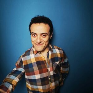 Hamza Yazıcı Instagram - İstediğim zaman küçük bir kız çocuğu gibi bakabilirim.