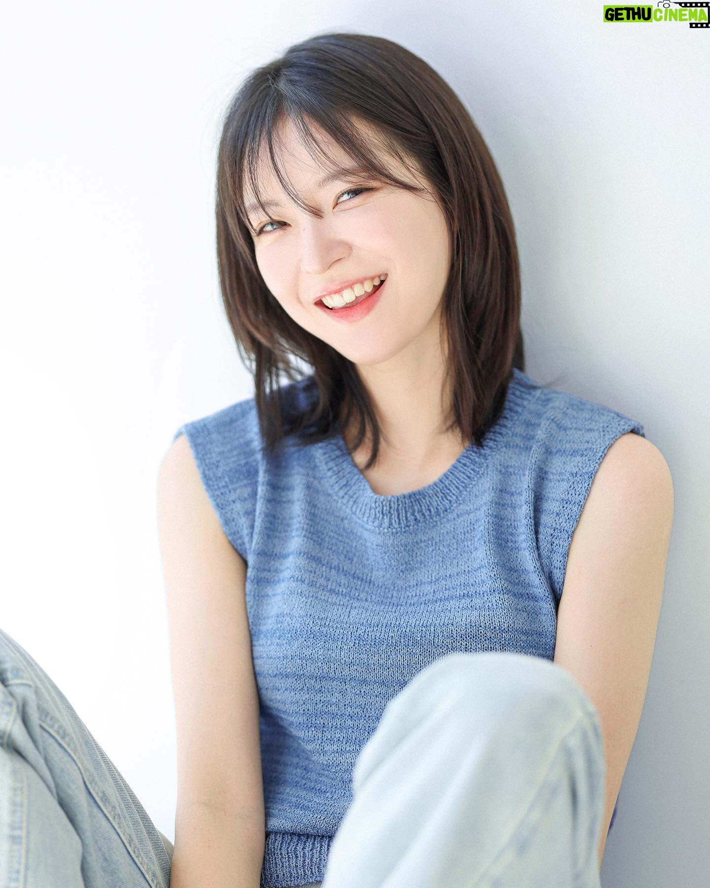 Han Da-sol - 3.1K Likes - new profile🐳🌎💙💙💙
#2023 #여름
@cloud_yooon
@_sori_d
@jaet0125