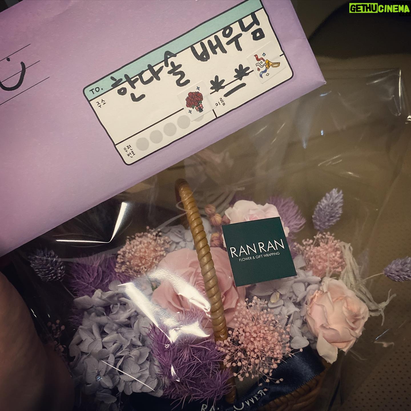 Han Da-sol - 2.6K Likes - 너무 소중해 고마워요🥹☺️🫶🫶🫶
#웅남이 #영화 #무대인사 #야호