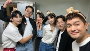 Han Da-sol Instagram - 만나서 너무 반가웠어요🫶♥
️관객분들 덕분에 첫 무대인사 잘 마쳤습니당🥰
웅남이 보러 와주셔서 진심으로 감사합니다🙇‍♀️🙇‍♀️🙆‍♀️
#웅남이 #cgv #영화 #무대인사