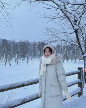 Han Dong-hee Instagram - 오겡끼데쓰까-!⛄️