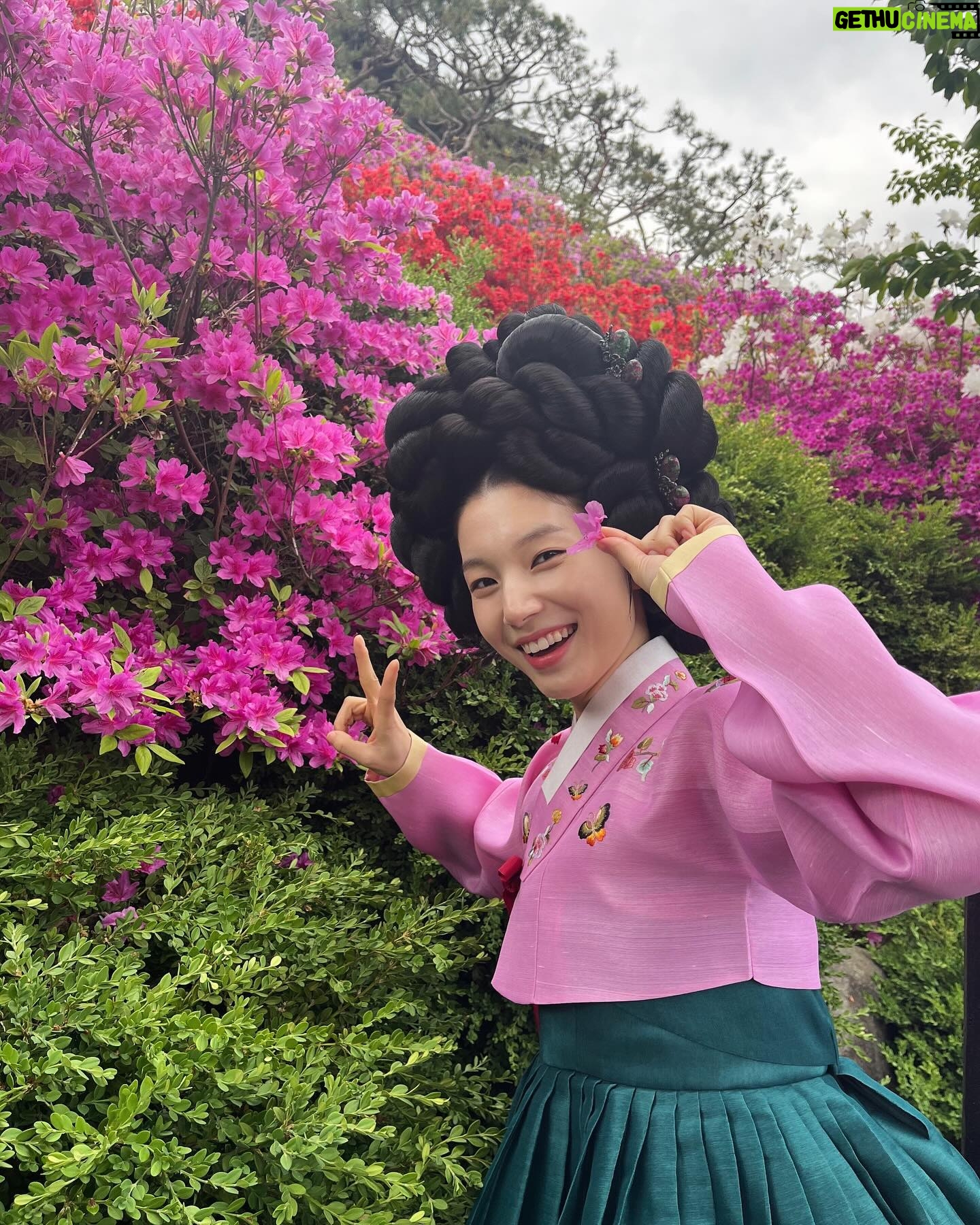 Han Dong-hee - 1.8K Likes - #세작매혹된자들 🌸💖🌸