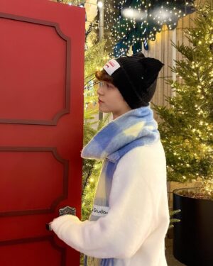 Han Gi-chan Instagram - Merry Christmas🎄✨