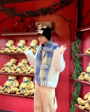 Han Gi-chan Instagram - Merry Christmas🎄✨