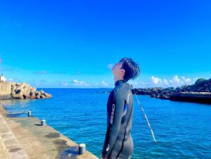 Han Gi-chan Instagram - Mike perry — The Ocean🎶