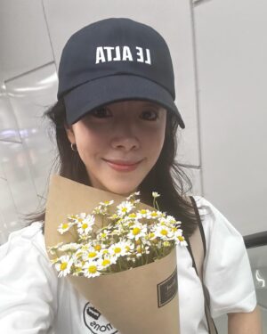 Han Ji-min Instagram - .
🌸🌼🌷🌻🌹🌺
