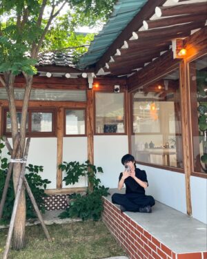 Han Se-jin Instagram - ☄️