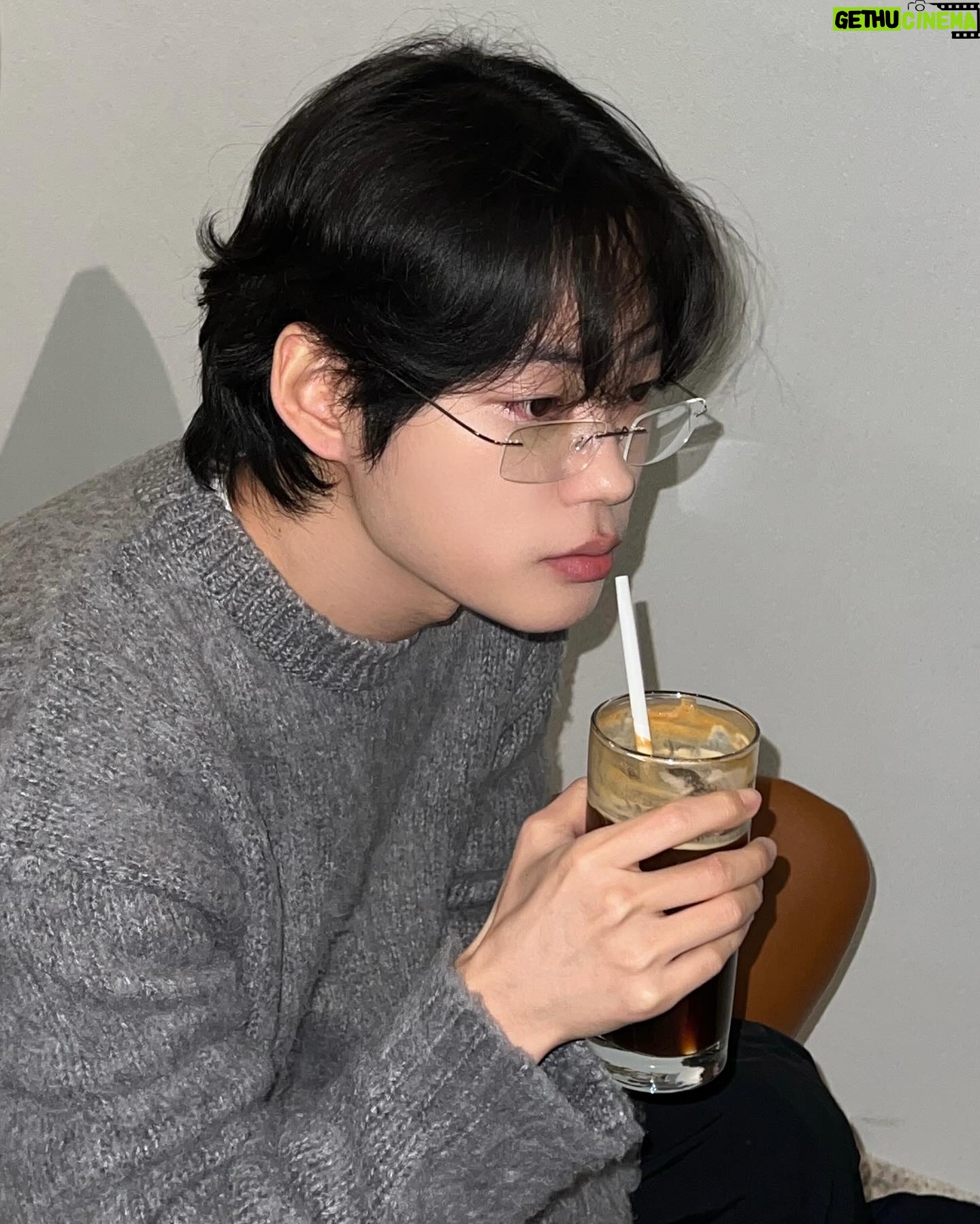 Han Se-jin - 9.8K Likes - 😪