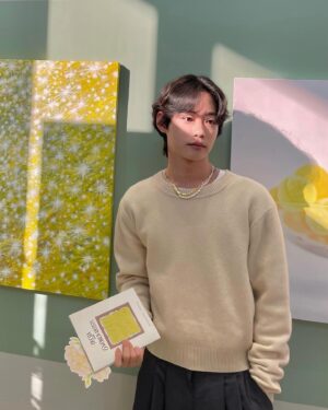 Han Se-jin Instagram - 🌼
@santamarianovellakorea @seoulauction