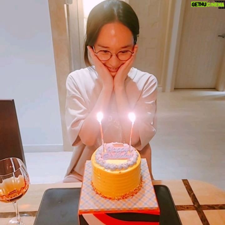 Han Soo-yeon - 659 Likes - 독립하고 처음 놀러온 내칭구 혬🤍 생파도 해쥬고 고마와🥹🫶
