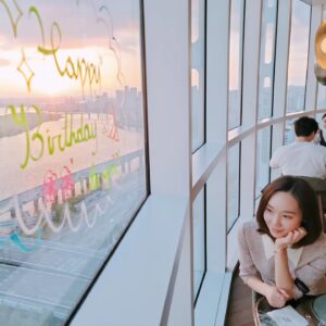 Han Soo-yeon Instagram - 지난 생일 April🌸 축하해주셔서 감사합니다🌝