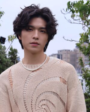Hank Wang Instagram - 👔 @sandroparis 
-
#真新的一天