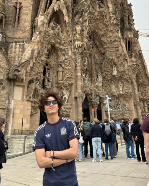 Hank Wang Instagram - 🇪🇸🫶🏽