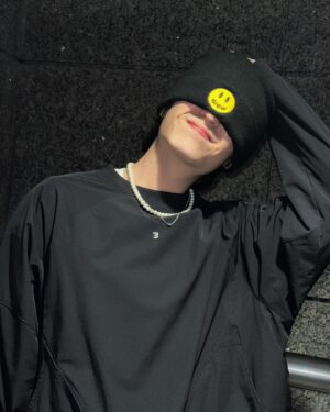 Hank Wang Instagram - 長話短說
@allenko3_official 這次的衣服
好喜歡好喜歡好喜歡。
風衣材質直接受不了。