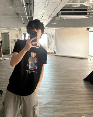 Hank Wang Instagram - #帥哪需要 認真自拍