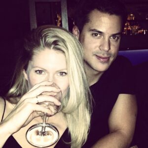 Hanna Alström Instagram - After two weeks of celibacy in London. Finally I'm out! @andrelorenzstock @paulo_fagundez