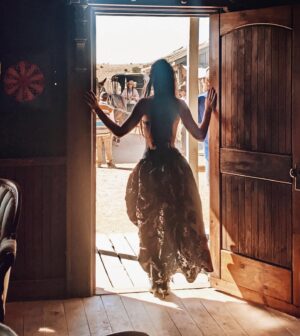 Hannah James Instagram - 🌅

#farewell #wildwest #desert #landscapes #sunday #musings